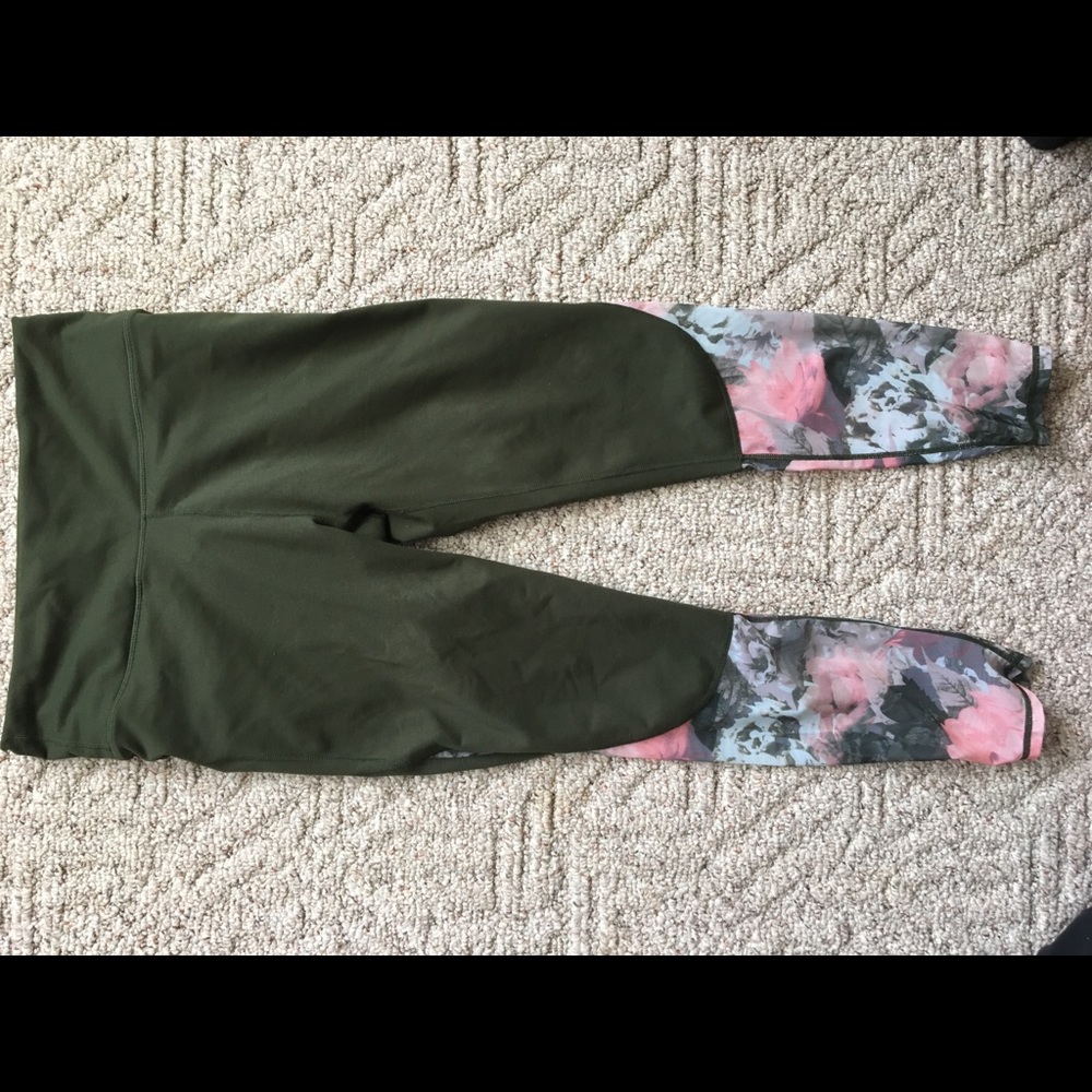 Fabletics high waisted leggings Size large short